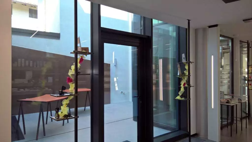 Arredo Ottica Antonioli-01