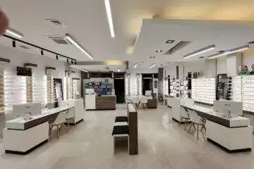 Arredi Ottica Betella 01